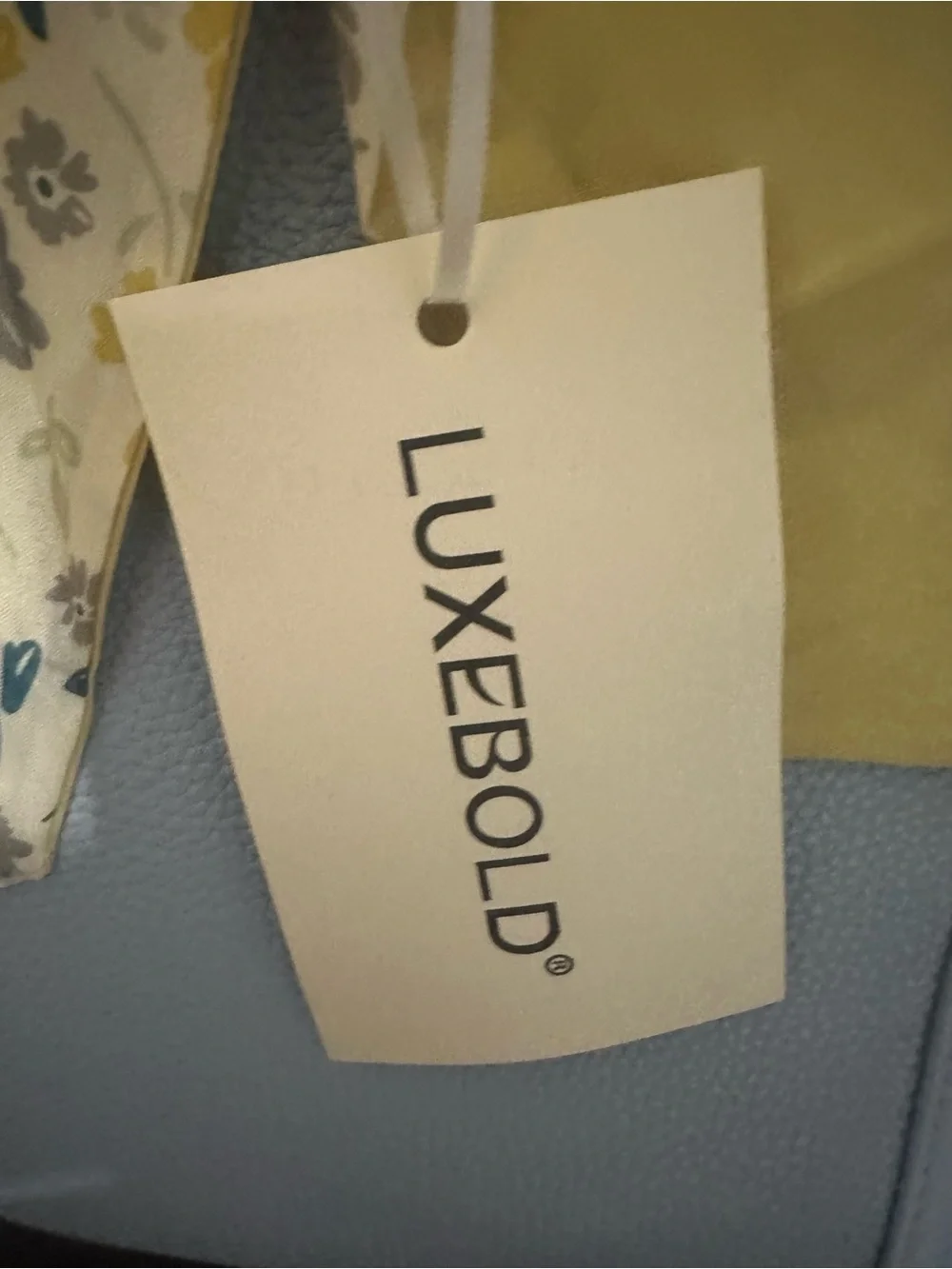 Luxebold shoulder bag